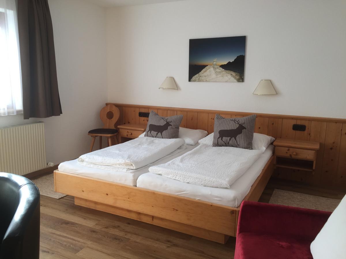 Appartment Sarlo Sankt Anton am Arlberg Exteriör bild